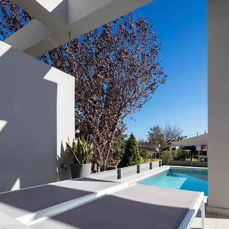 Holiday home Akonizia Luxury House - With Private Heated Pool And Jacuzzi Dhramia